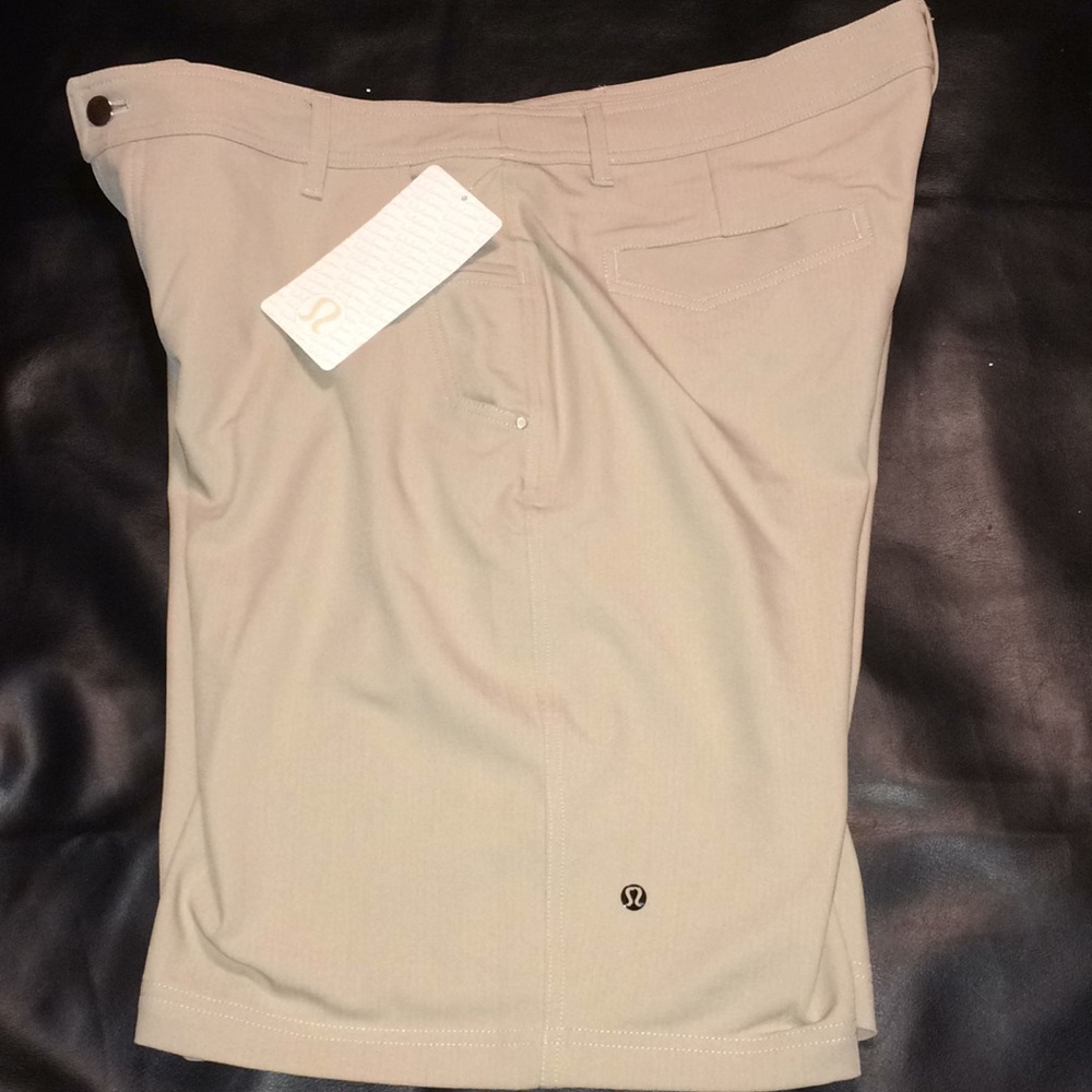 NWT LULULEMON Kahuna Short